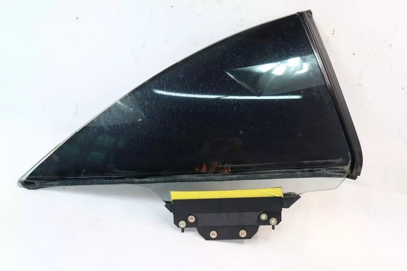 00-06 Mercedes W215 CL500 CL55 AMG Rear Right Side Quarter Window Glass OEM