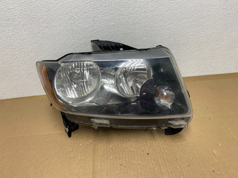 2011-2013 Jeep Grand Cherokee Right Passenger Halogen Headlight DEPO AB8099 DW
