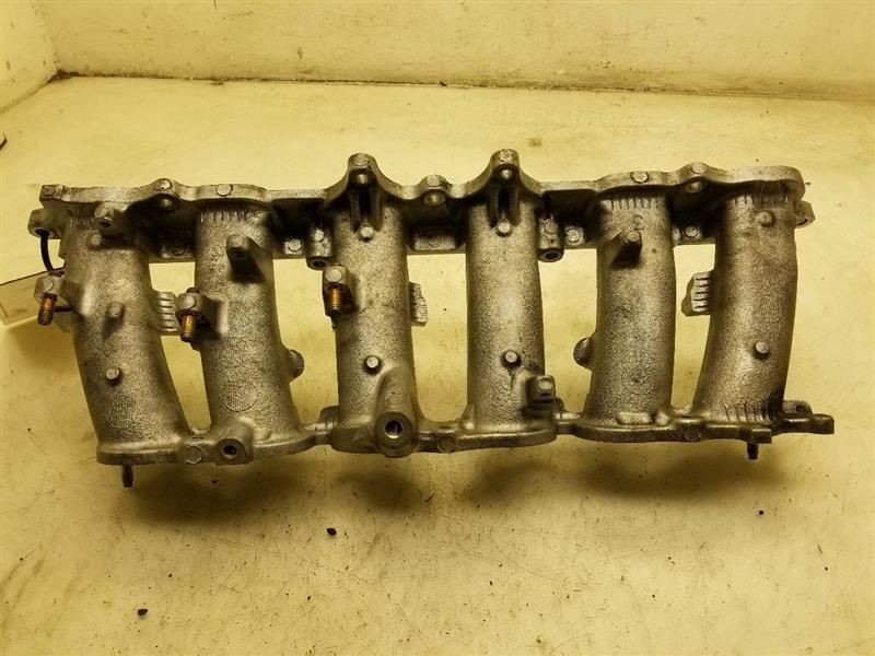 01-05 LEXUS IS300 3.0L 6CYL LOWER INTAKE MANIFOLD ASSEMBLY