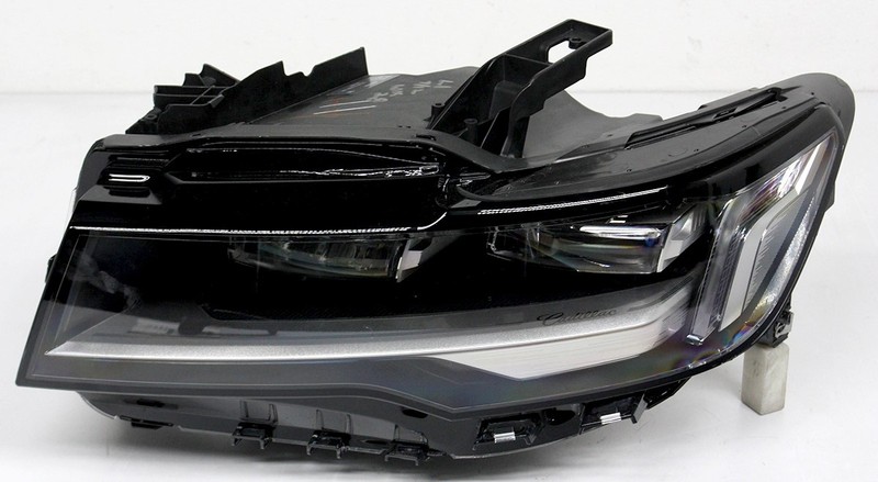 OEM Left Driver Side LED Headlamp For 2021-22 Cadillac Escalade, ESV 85152295