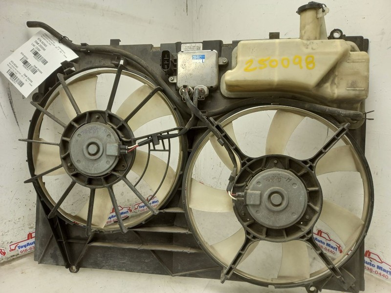 07 08 09 10 TOYOTA SIENNA 3.5L RADIATOR FAN MOTOR ASSEMBLY