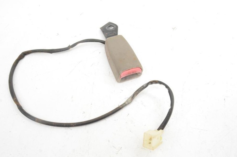 1992-1997 Subaru SVX LSI Drivers Left Front Seat Belt Buckle Tan