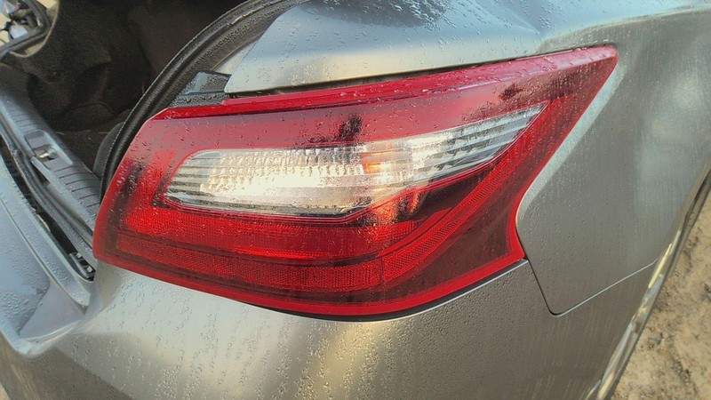 Tail Light Assembly NISSAN ALTIMA Right 17 18