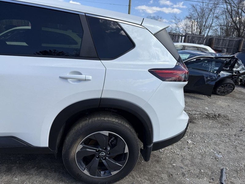 2021-2024 NISSAN ROGUE LEFT QUARTER PANEL WHITE PC:QBE 1.5L AT AWD 1.4K SV 66098