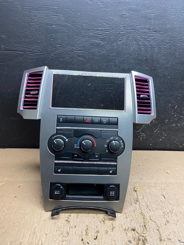 2008 to 2010 Jeep Grand Cherokee Center A/C Heater Climate Control OEM t8462 DG