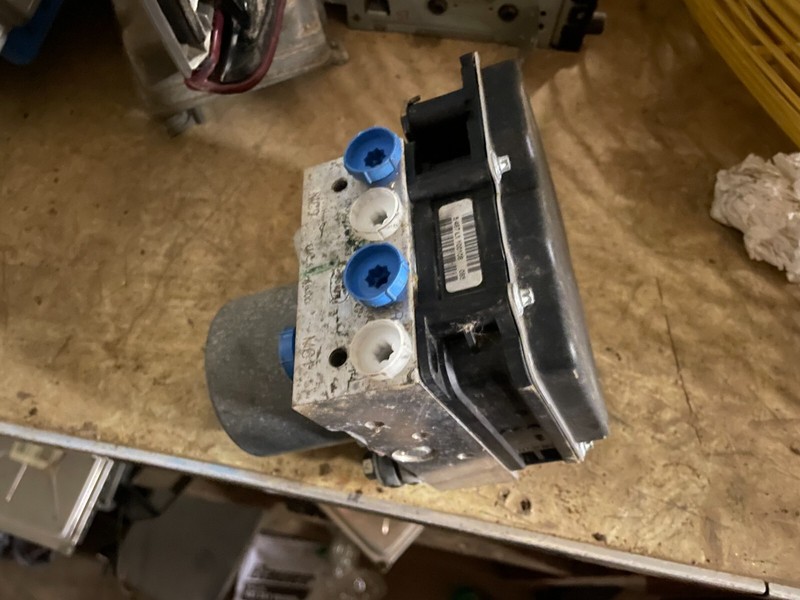 07-09 RANGE ROVER SPORT & RANGE ROVER & LR3 ANTILOCK BRAKE ABS PUMP UNIT