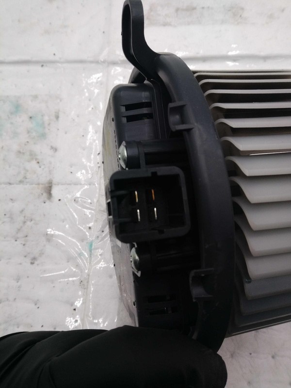2021 Mitsubishi Outlander Sport HVAC Blower Motor OEM 7802A348 Black 119K