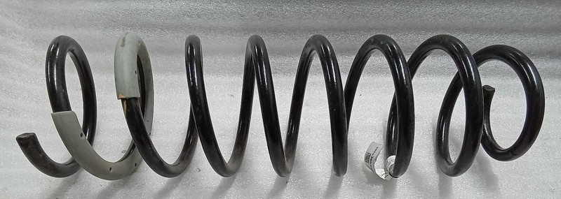 2019-2024 Jeep Wrangler Gladiator Front Coil Spring 10114 68253657AD