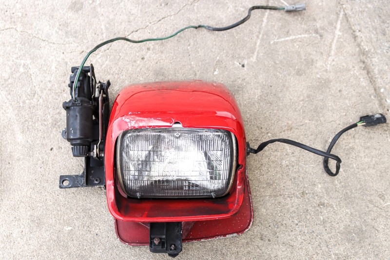 1990-1996 Chevrolet Corvette ZR1 Driver LH Headlight Assembly OEM *USED*