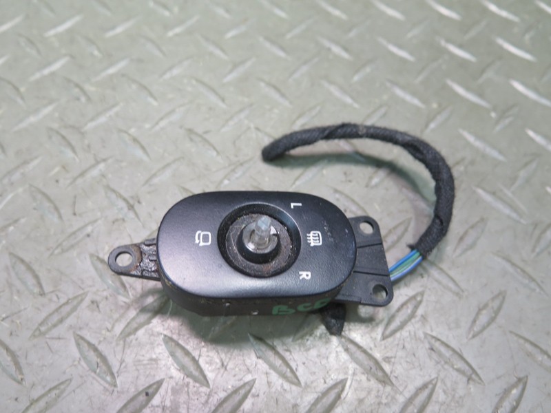 2006-2012 BENTLEY FLYING SPUR DOOR POWER MIRROR CONTROL SWITCH