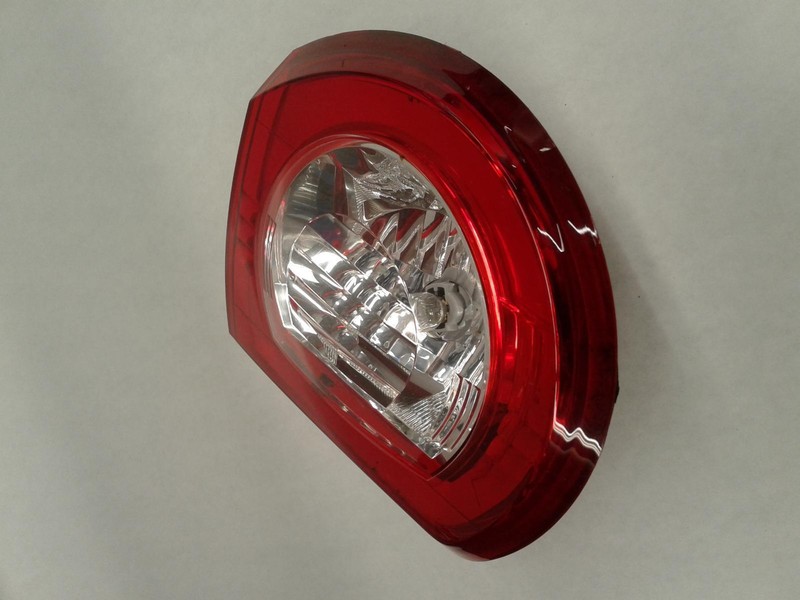 09-'12 CHEVROLET TRAVERSE Right passenger inner Taillight OEM Grade A!