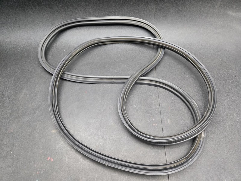 Trunk Liftgate Weatherstrip 2025 Nissan Kicks 90830-7LG0A 2026