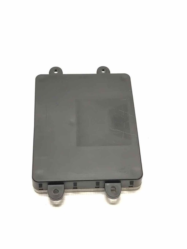 2017 CT6 Center Console Communication Wireless Charger Module Part# 23248791