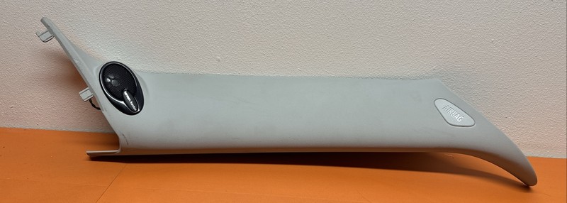 07-13 Mini Cooper R56 R55 FRONT RIGHT SIDE A-PILLAR TRIM COVER Harman Kardon RH