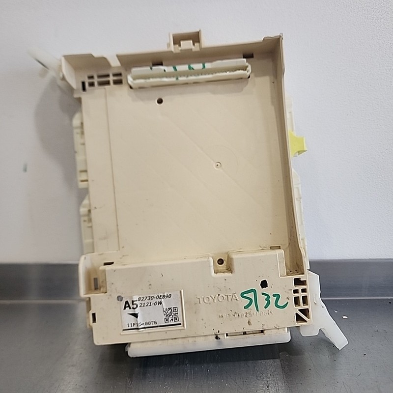 2010 Thru 2013 RX350 AT MultiPlex MPX Body Control Module BCM 827300E890 OEM