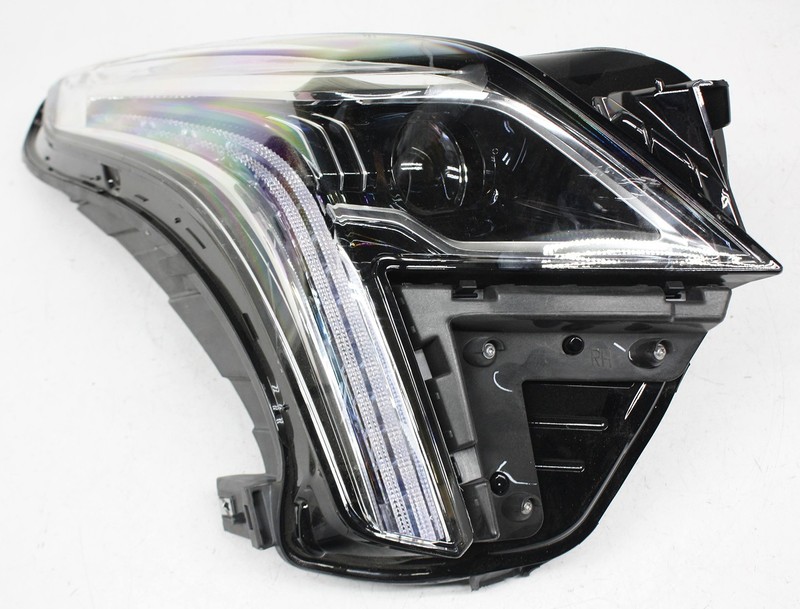 OEM Right Passenger Side LED Headlamp For Cadillac XT5 84648544