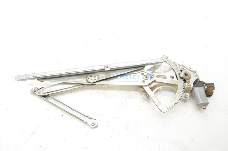 2007-2014 Toyota Fj Cruiser MT 4x4 Driver Left Front Window Regulator and Motor
