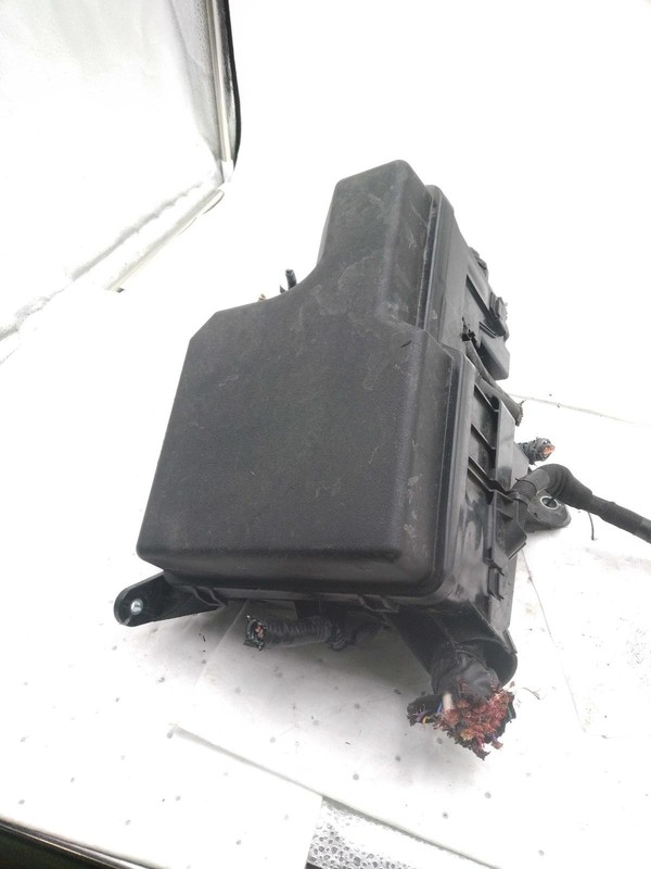 2018 Toyota Sienna Fuse Box OEM Brown 8267208161 123k Miles - Used