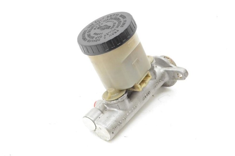 1989-1994 Nissan 240sx S13 Brake Master Cylinder Without ABS