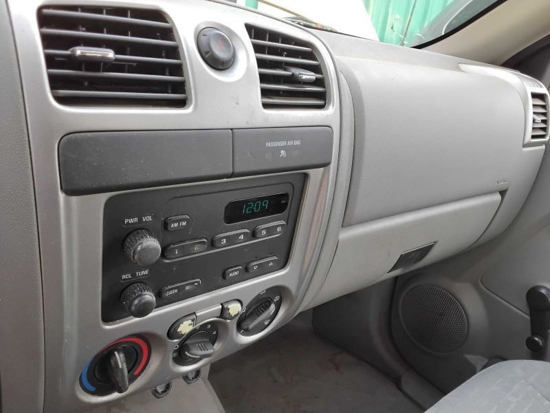 COLORADO2007 Glove Box 57212