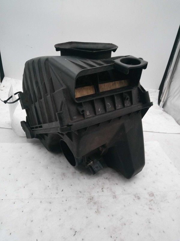 2008 AUDI A4 2.0L Used Air Cleaner Assembly OEM 03G133837 Silver 180K Miles