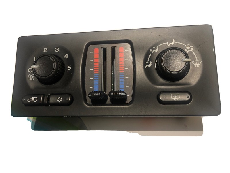 02-09 TRAILBLAZER/ ENVOY/BRAVADA / RANIER HEATER AC CLIMATE CONTROL 10395426