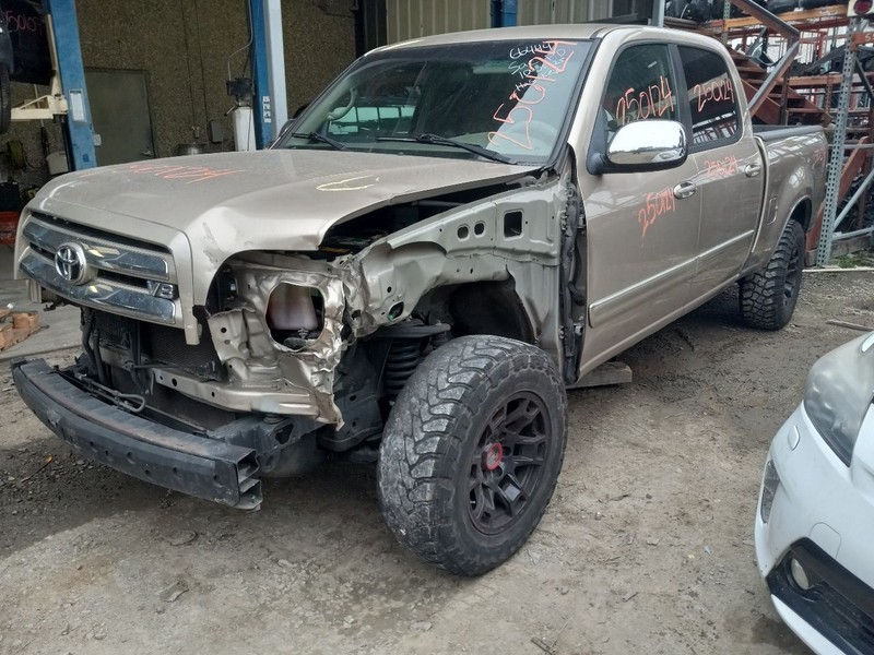 Rear Axle With Crew Cab 4 Door 2WD 3.92 Ratio Fits 05-06 TUNDRA 573307