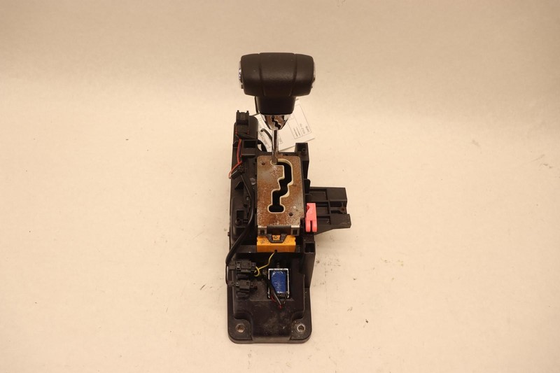 2009-2012 DODGE RAM 1500 AUTOMATIC TRANSMISSION GEAR SHIFTER LEVER OEM