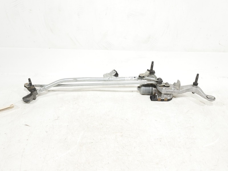 2015-2017 Mercedes C300 W205 RWD Front Windshield Wiper Linkage W/ Motor OEM