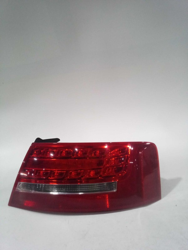 2012 Audi A5 Right Tail Light Assembly OEM Used SCUFFS 181K Miles