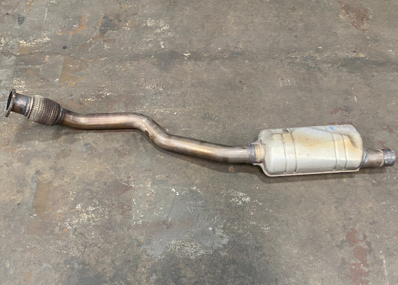 16 17 18 Audi A6 C7 3.0L SUPERCHARGED RIGHT EXHAUST MUFFLER FLEX PIPE OEM #A0.38