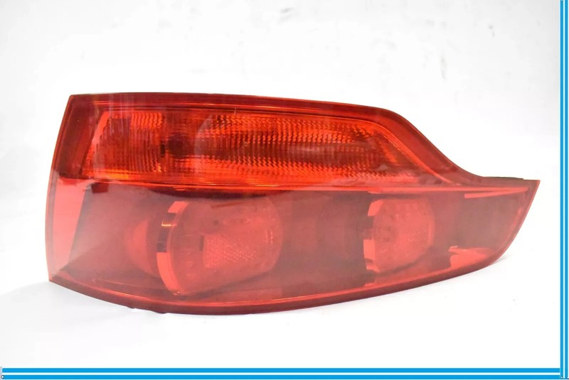 07-09 Audi Q7 Rear Right Passenger Side Tail Light Taillight Lamp 4L0945094A OEM