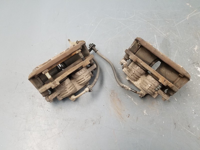 1998 98 99 00 01 02 Pontiac Trans Am Front Brake Caliper Set #1272 - E2
