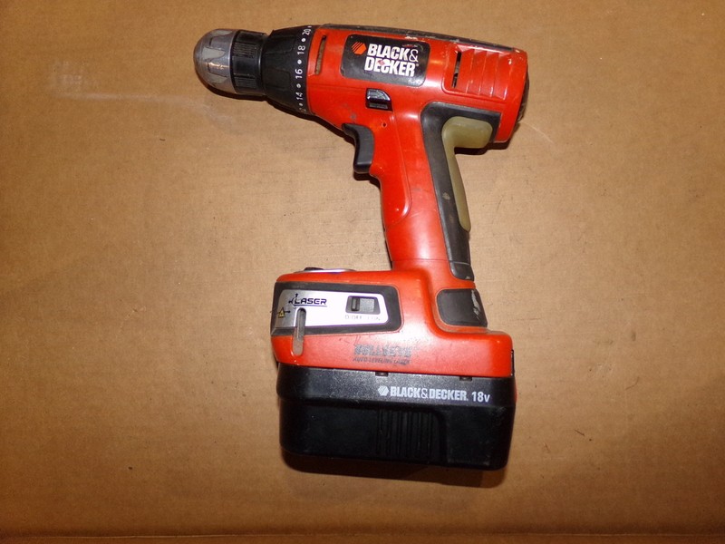 Black & Decker BDGL1800 Cordless Drill w/ Auto Leveling Laser & Battery HPB18