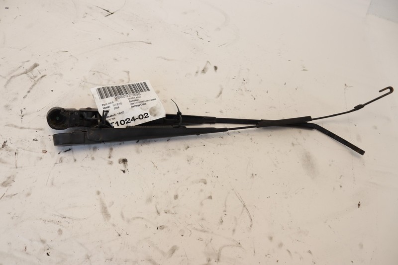 2008-2018 INTERNATIONAL DURASTAR 4300 LEFT & RIGHT WINDSHIELD WIPER ARM OEM