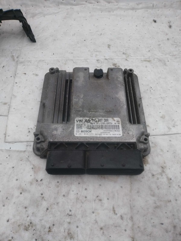 2015 Volkswagen Golf Engine Control Module ECM 04L906021D OEM Used 112K