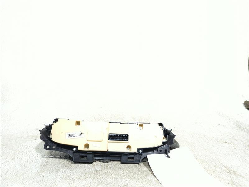 Used A/C Selector Switch fits: 2013 Honda Cr-v automatic temperature control Gra