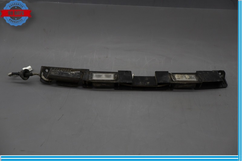 11-16 Hyundai Equus Rear Trunk Lid License Plate Lamp Black 925003N010 Oem