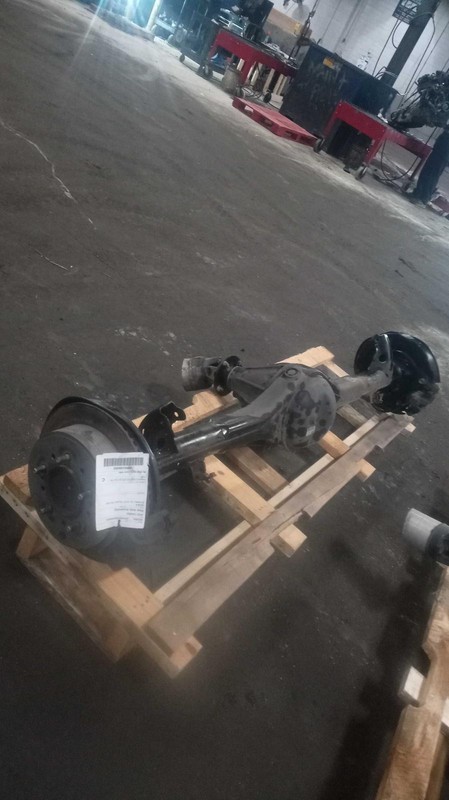 2016 Toyota Tundra 4WD Drive Axle Assembly OEM Black 142K Mileage NJ25-15952