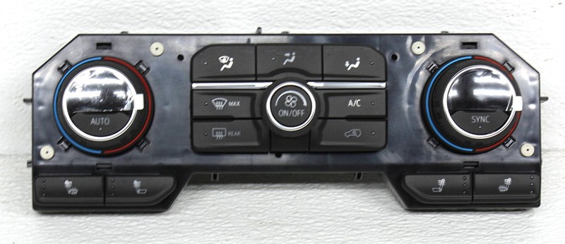 OEM Chevrolet Silverado GMC Sierra Temperature Control 84692241 Minor Scratches