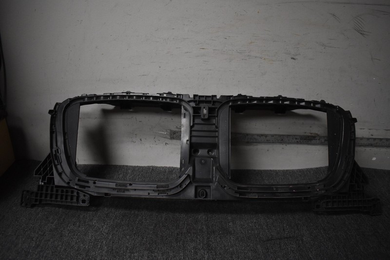 BMW X3 AIR SHUTTER FACTORY OEM