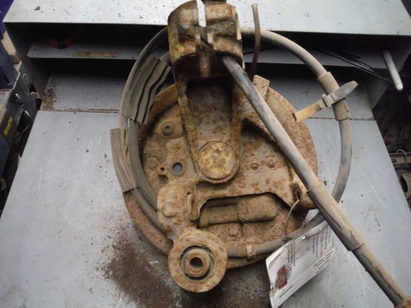 99 00 01 02 COUGAR R. REAR STUB AXLE DRUM BRAKES W/O ABS 97169