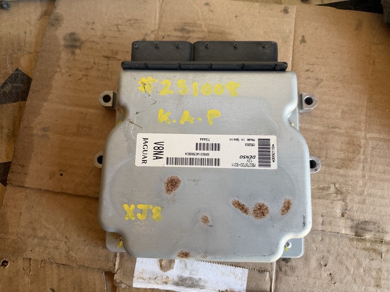 06-09 JAGUAR XJ XJ8 XJ STYPE OEM ENGINE COMPUTER ECM PCM 6R8314C568CA