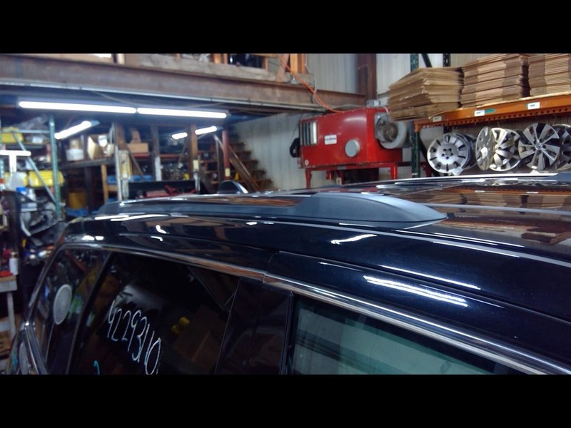 2014-2022 GRAND CHEROKEE Right Luggage Rack 1634218