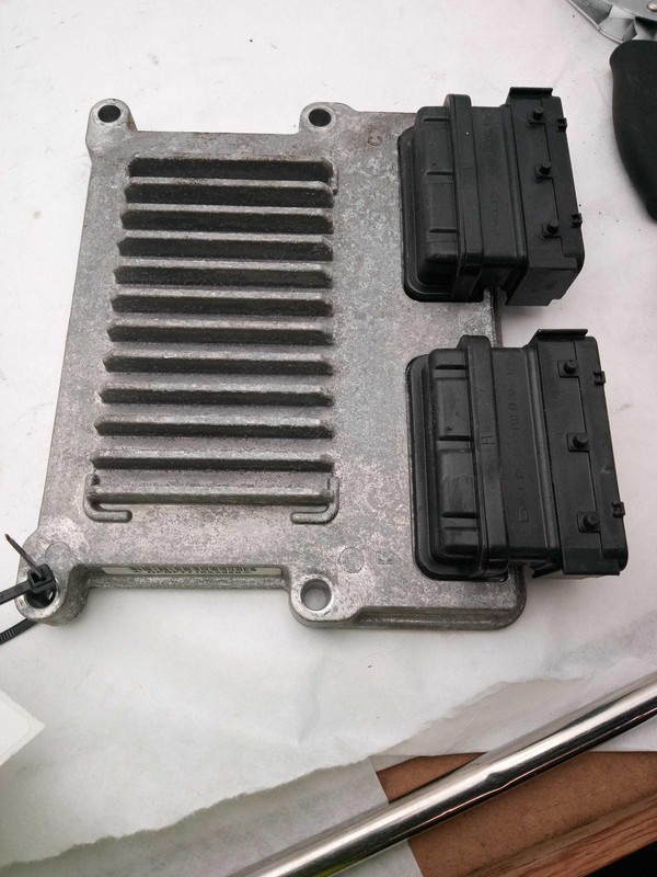 2018 Kia Sedona Engine Control Module ECM 3.3L OEM 391003CYN6 85K Miles