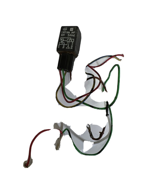 Volvo 240 262 260 244 740 760 780 Air Conditioner Relay 1307064 / 1363449 OEM