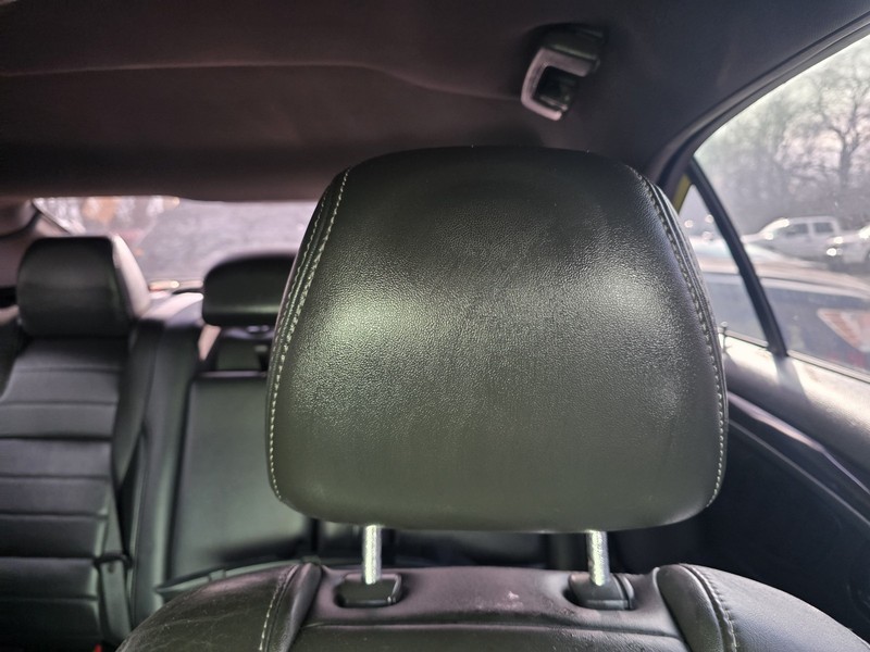 13-19 Ford Taurus Front Driver Left Headrest Black Leather Oem SHO