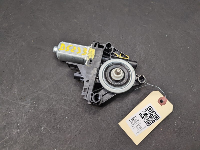 Front Right Door Window Regulator Motor 2016 Dodge Journey 68209824AB 2012- 2020