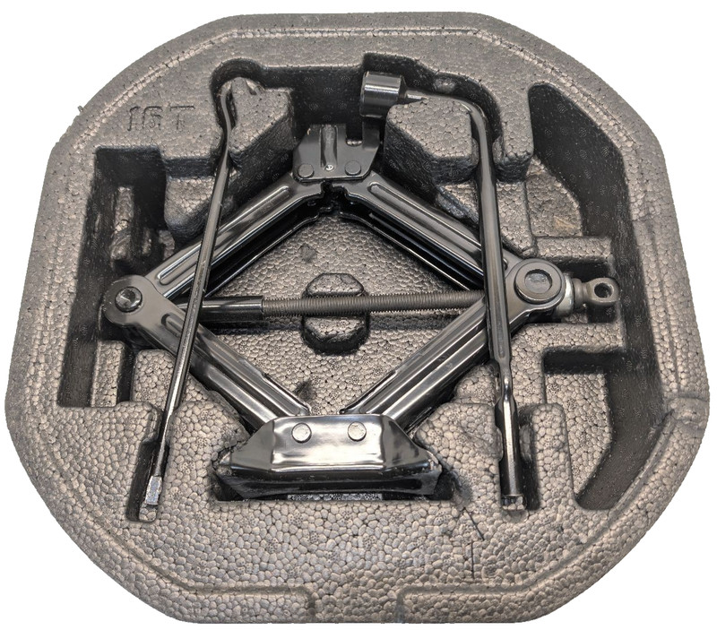 π
2021-2024 KIA K5 LXS OEM. CASE - TOOL ASSY W/ JACK, BAR & WRENCH-WHEEL NUT
