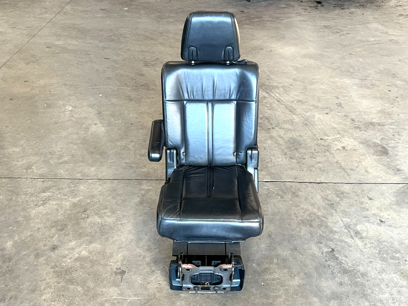 ⭐2015-2017 LINCOLN NAVIGATOR REAR LEFT 2ND ROW COMPLETE SEAT CUSHION OEM LOT2664